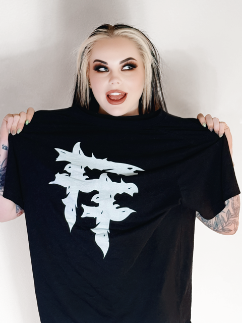FAKE FANS Unisex t-shirt